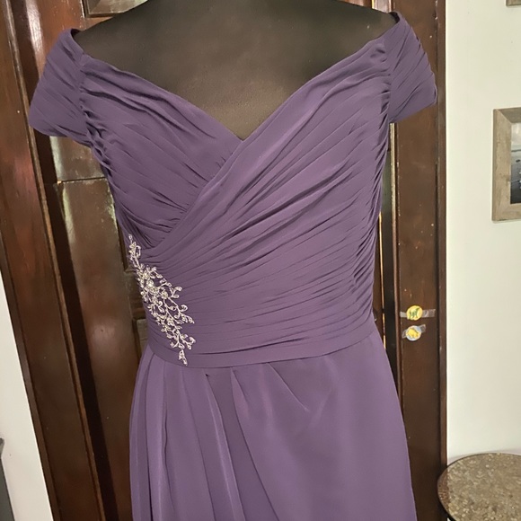 Alfred Angelo Signature collection Sz 14 - Picture 2 of 7